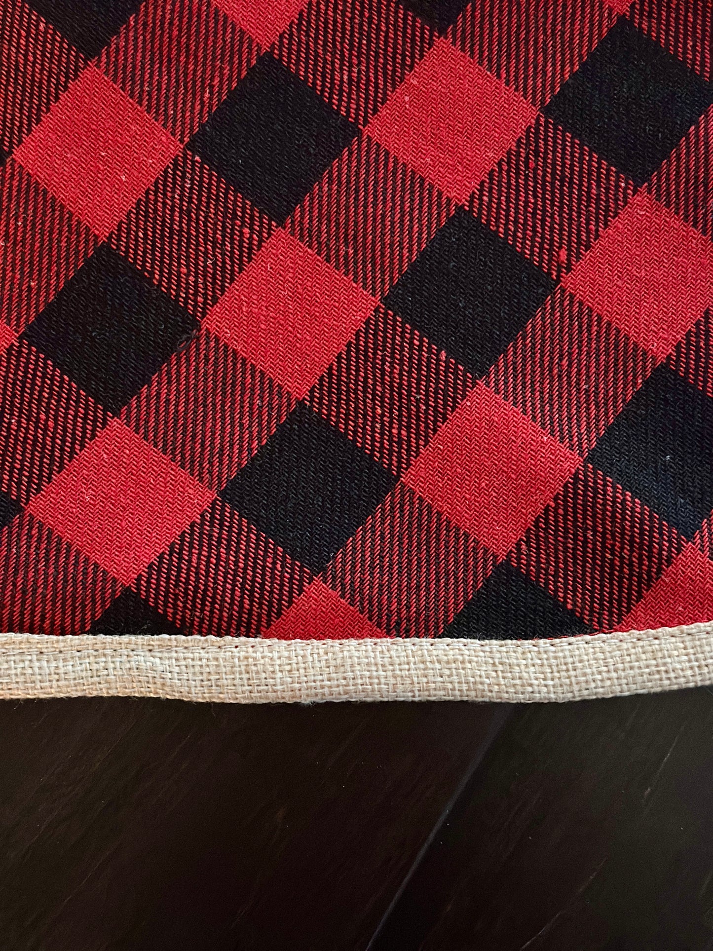 Christmas: Customized Tree Skirt